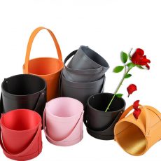 leather cuddle bucket